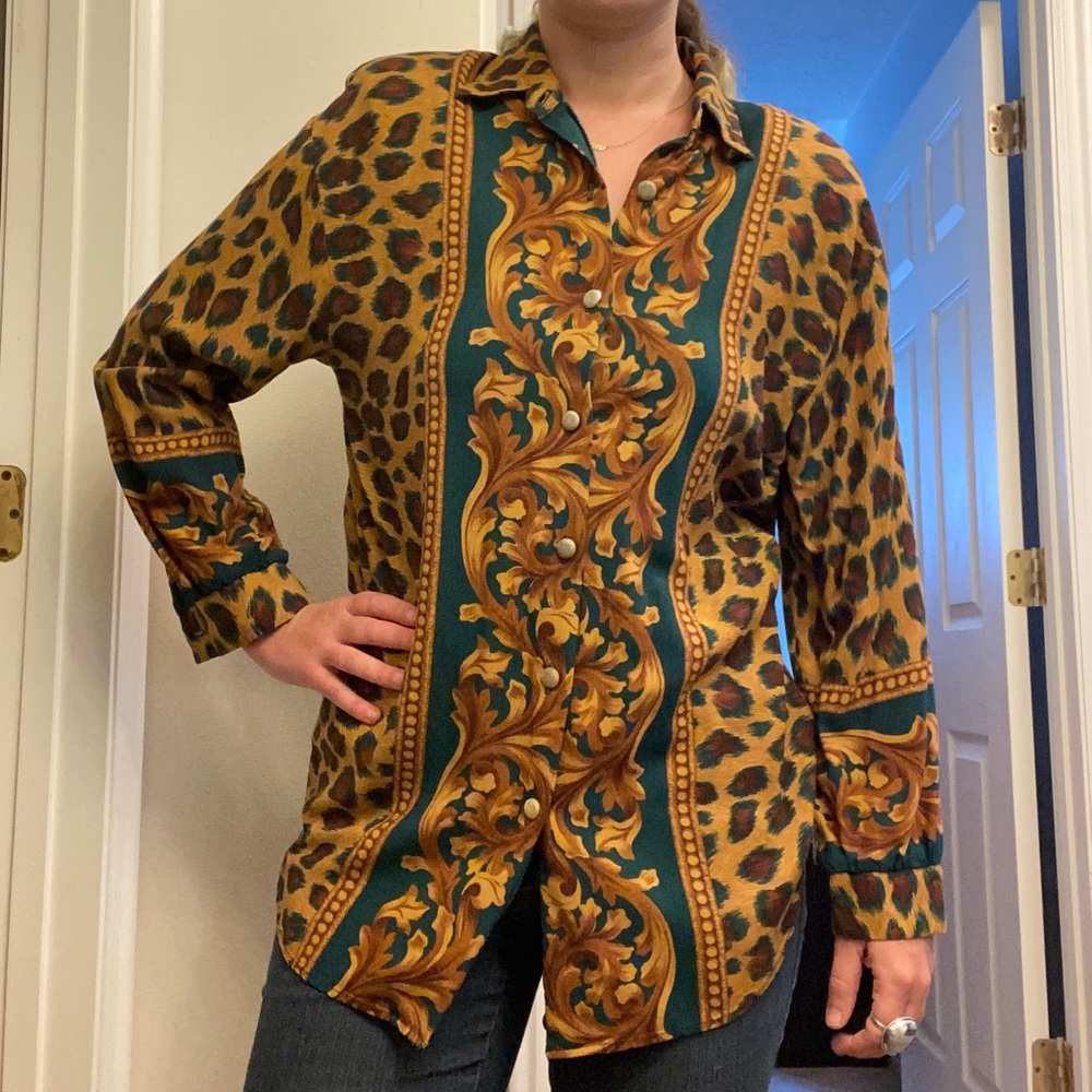 Leopard Print Long Sleeve Button Up VINTAGE